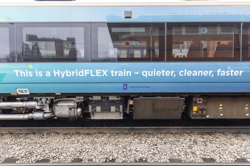 Weltpremiere: mtu Hybrid-PowerPack von Rolls-Royce startet Passagierbetrieb